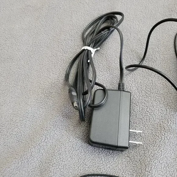 VGA DVI POWER ADAPTER Cables Circular Barrel DC Video Mixed 19PC Spares - Picture 12 of 16